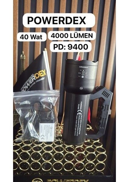 PD-9400 Profesyonel El Feneri | 40W – 4000 Lümen – 12.800 Mah – Zoom + Arkada LED – Metal Gövde