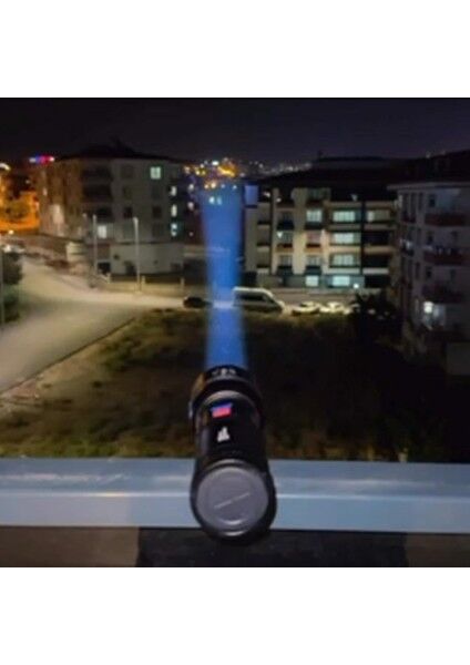 PD-9000 Su Geçirmez 20 Watt 2000 Lümen Süper Güçlü LED Profesyonel Şarjlı El Feneri